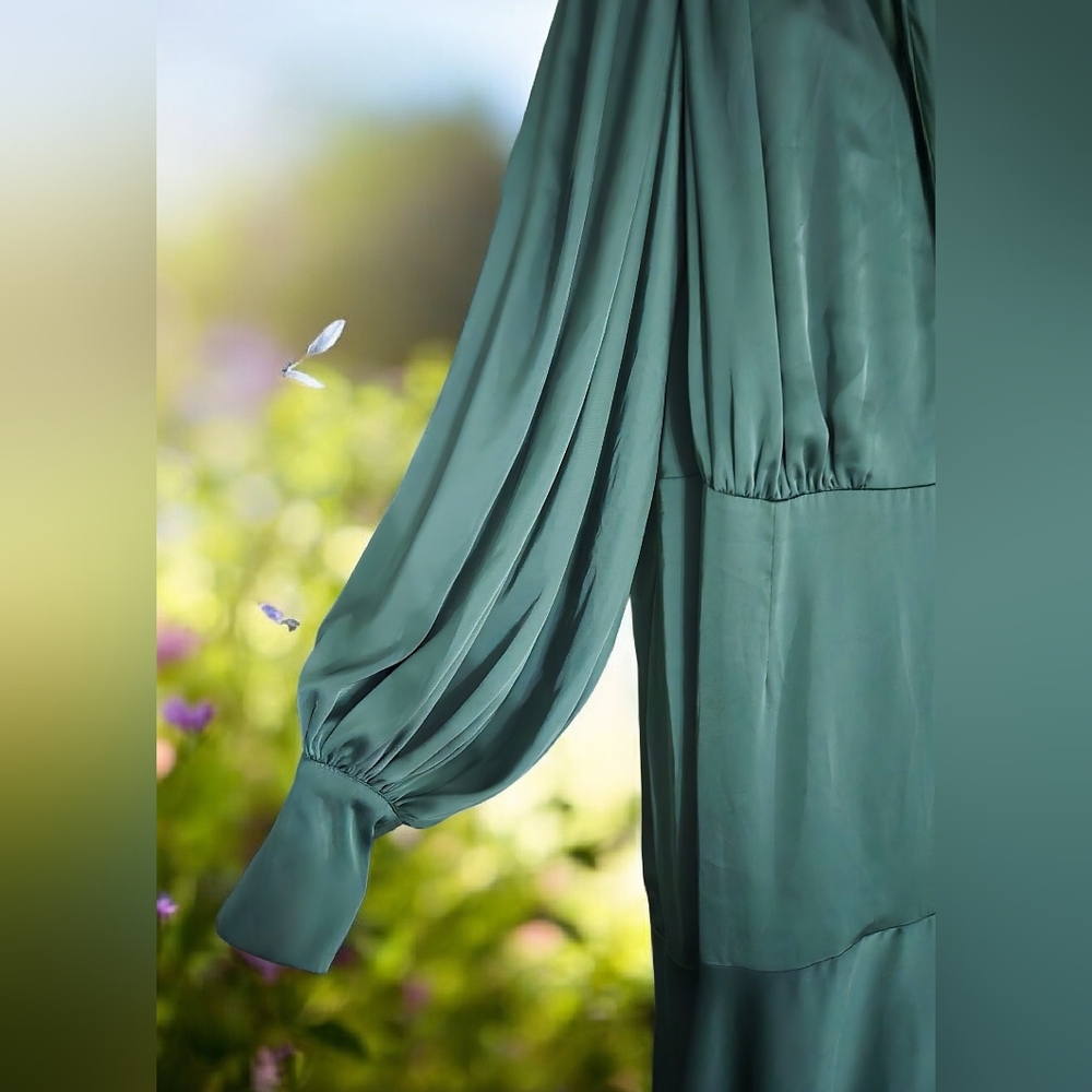 Fashion to Figure Deep Green Long Sleeve Dress Size 2x - Picture 2 of 7